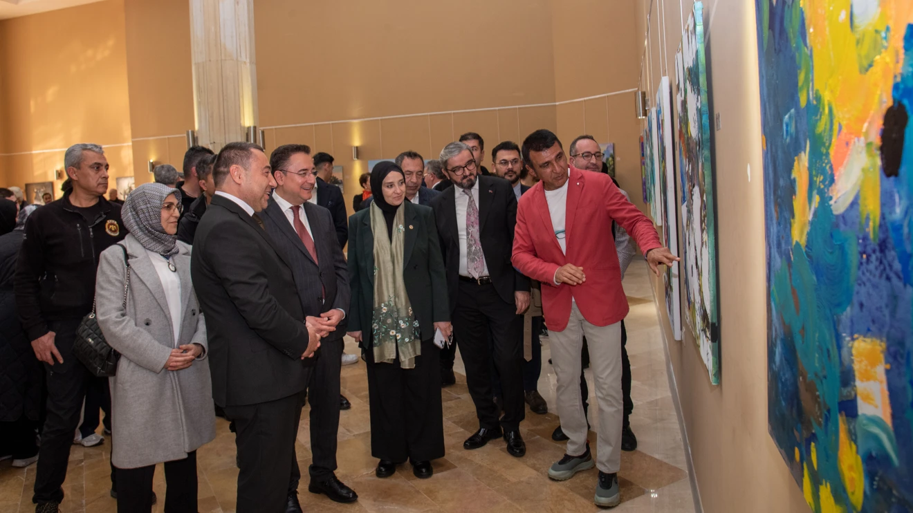 “Saklı Kalan Fırçam” başlıklı resim sergisi Selçuk Üniversitesinde açıldı